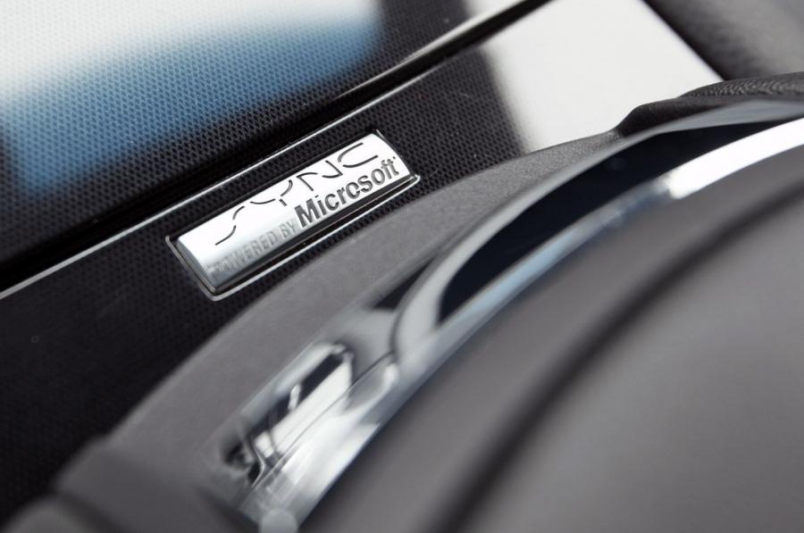  Ford Taurus SHO 2013 года  (фото 14 из 56)